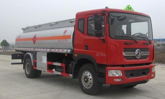 12噸東風(fēng)多利卡D9單橋油罐車圖片 12噸東風(fēng)多利卡D9單橋油罐車圖片