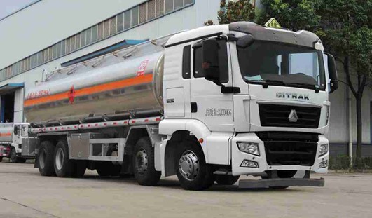 �����ǵ¿�ǰ�ĺ���X�Ͻ��͹�܇(ch��)�DƬ