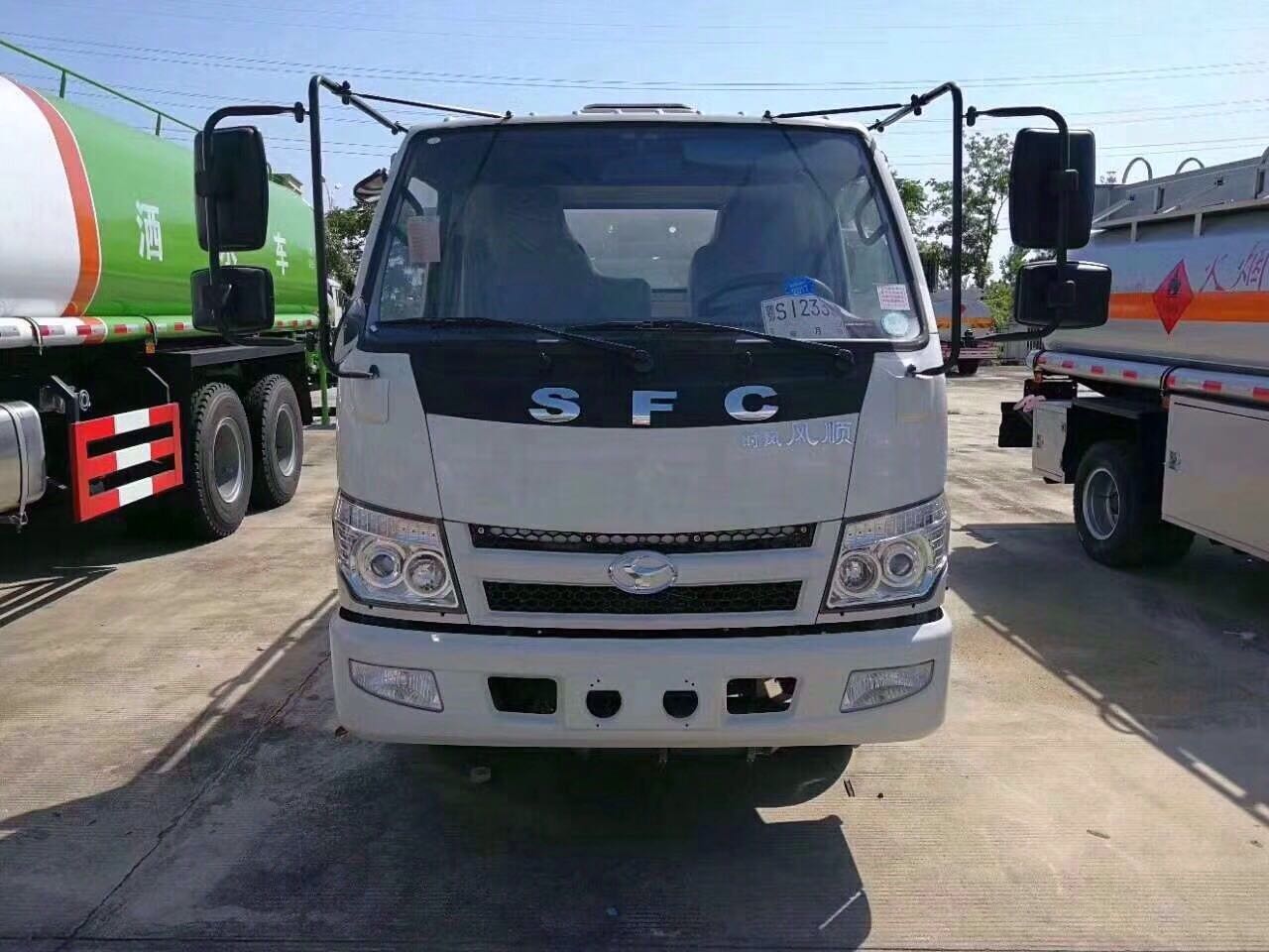 時風(fēng)風(fēng)順加油車圖片 時風(fēng)風(fēng)順加油車圖片