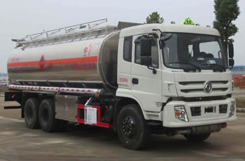 東風(fēng)御龍后雙橋鋁合金油罐車圖片 東風(fēng)御龍后雙橋鋁合金油罐車圖片