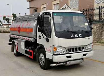 5噸江淮康鈴運(yùn)油車圖片 5噸江淮康鈴運(yùn)油車圖片