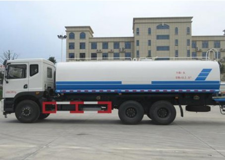 東風(fēng)T5后雙橋?yàn)⑺?chē)