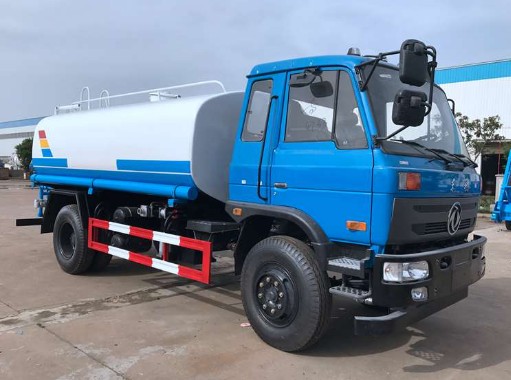 東風(fēng)145 12噸灑水車圖片 東風(fēng)145 12噸灑水車圖片