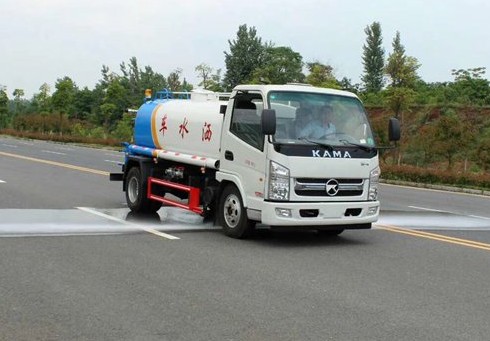 凱馬福運來5噸灑水車