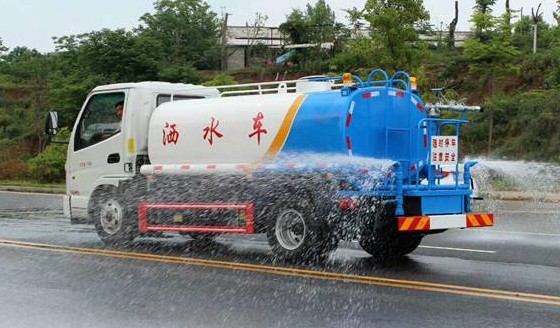凱馬福運來5噸灑水車