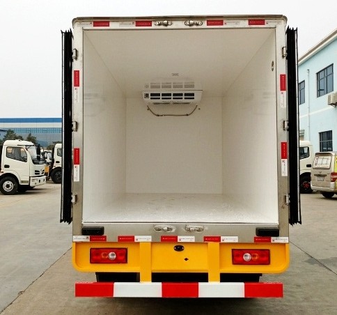 江鈴新順達4.15米冷藏車