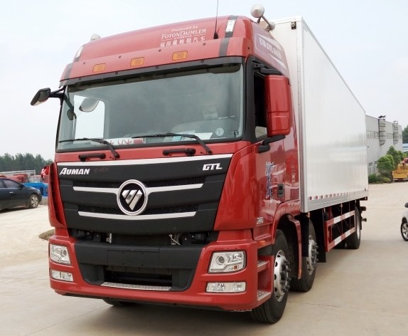 福田歐曼GTL小三軸9.6米冷藏車