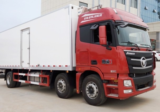 福田歐曼GTL小三軸9.6米冷藏車