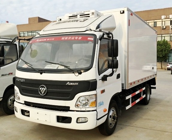 國(guó)五福田歐馬可4.1米冷藏車(chē)