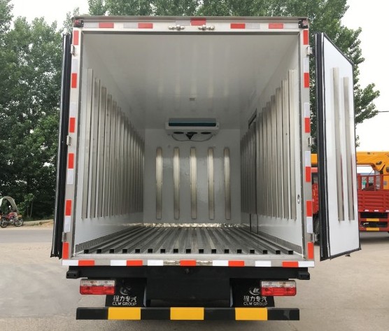 國五東風(fēng)多利卡5.1米冷藏車