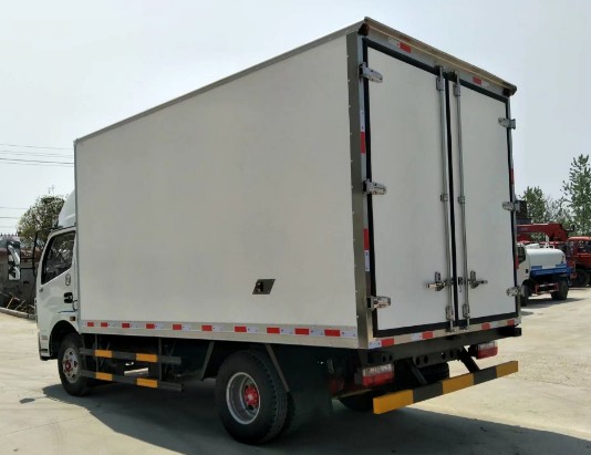 國五東風(fēng)凱普特4.2米冷藏車