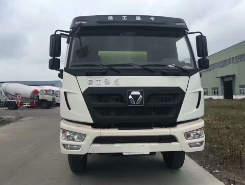 徐工祺龍后雙橋攪拌車