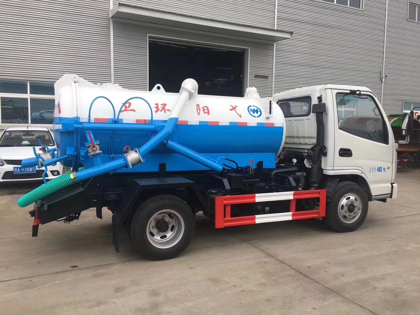 凱馬藍(lán)牌2方吸污車