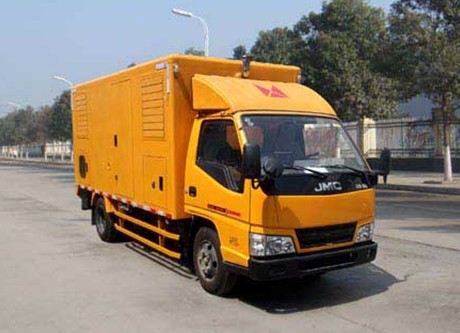 江鈴100-200KW應(yīng)急電源車(chē)