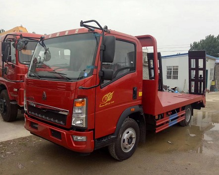 重汽王牌平板運(yùn)輸車