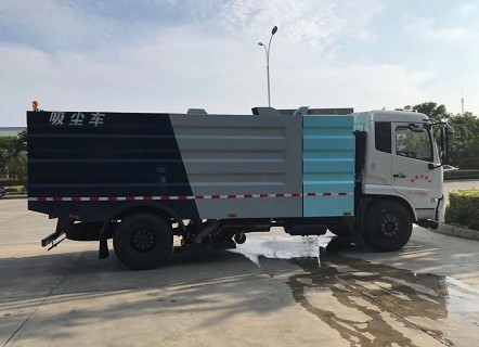 東風(fēng)天錦吸塵車