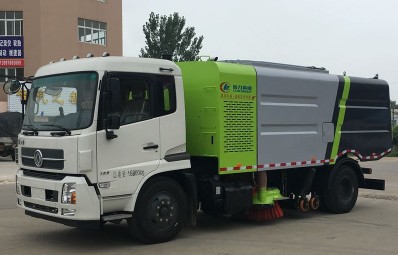 東風天錦掃路車