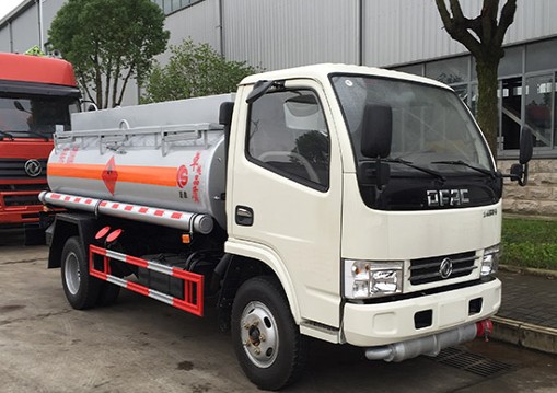 �|�L(f��ng)������D6�͹�܇(ch��)�DƬ