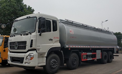 東風(fēng)天龍前四后八供液車