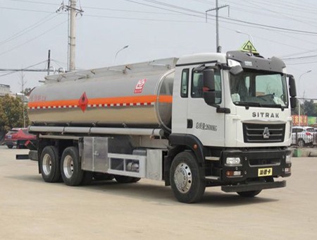 重汽汕德卡后雙橋鋁合金油罐車(chē)圖片 重汽汕德卡后雙橋鋁合金油罐車(chē)圖片