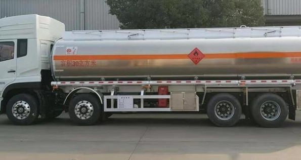 鋁合金油罐車(chē)圖片 鋁合金油罐車(chē)圖片