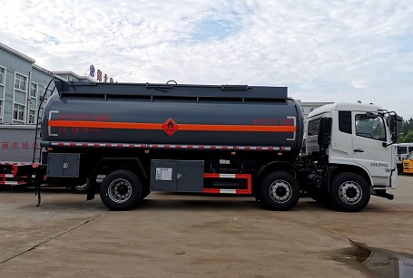 甲醇乙醇罐式運(yùn)輸車(chē)圖片 甲醇乙醇罐式運(yùn)輸車(chē)圖片