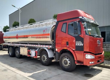 ���ǰ�ĺ����X�Ͻ��͹�܇�DƬ