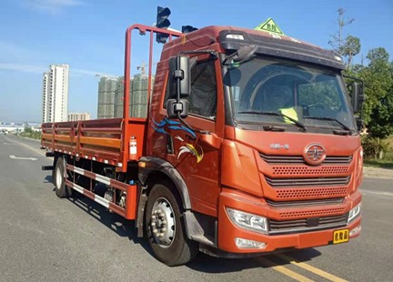 解放龍v(4x2)氣瓶運(yùn)輸車圖片 解放龍v(4x2)氣瓶運(yùn)輸車圖片