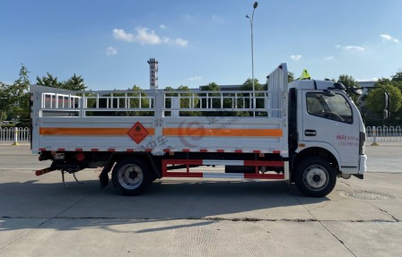 國六東風(fēng)K7凱普特5.15米氣瓶運輸車_湖北楚勝汽車