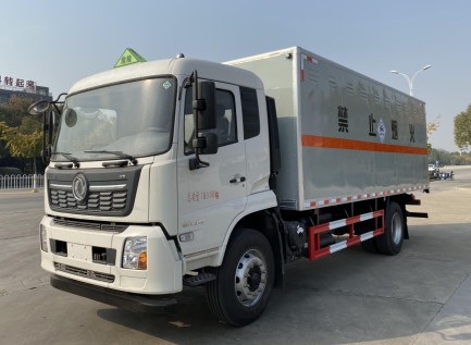 國(guó)六東風(fēng)天錦二類毒性氣體廂式運(yùn)輸車_湖北楚勝汽車