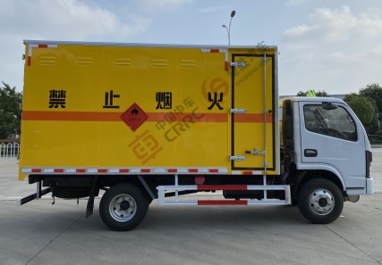 國六東風(fēng)多利卡D6黃牌4.1米二類易燃?xì)怏w廂式運輸車_湖北楚勝汽車
