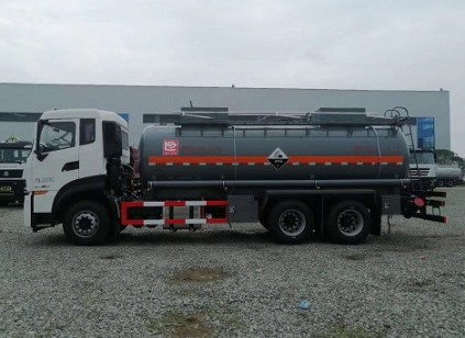 國(guó)六東風(fēng)天龍后八輪腐蝕性物品罐式運(yùn)輸車圖片 國(guó)六東風(fēng)天龍后八輪腐蝕性物品罐式運(yùn)輸車圖片