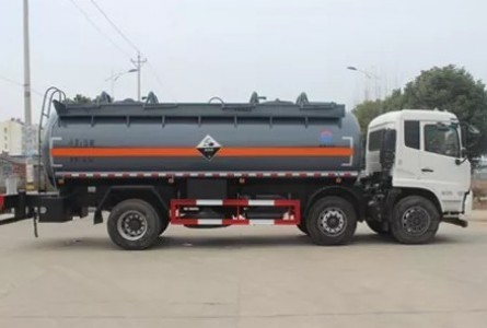 潤知星牌SCS5254GFWDFH型東風(fēng)天錦小三軸腐蝕性物品罐式運輸車 潤知星牌SCS5254GFWDFH型東風(fēng)天錦小三軸腐蝕性物品罐式運輸車