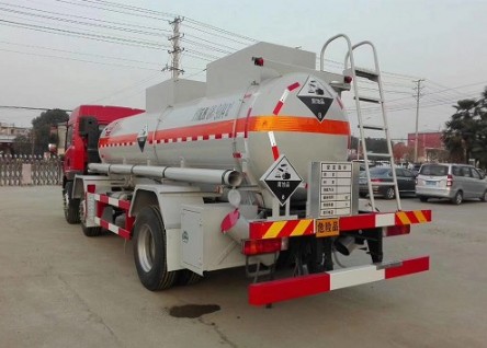 解放龍V小三軸前四后四SLS5253GFWC5V型腐蝕性物品罐式運(yùn)輸車(chē) 解放龍V小三軸前四后四SLS5253GFWC5V型腐蝕性物品罐式運(yùn)輸車(chē)