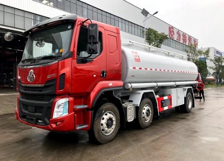 力神牌國五東風(fēng)柳汽乘龍前四后四供液車 力神牌國五東風(fēng)柳汽乘龍前四后四供液車