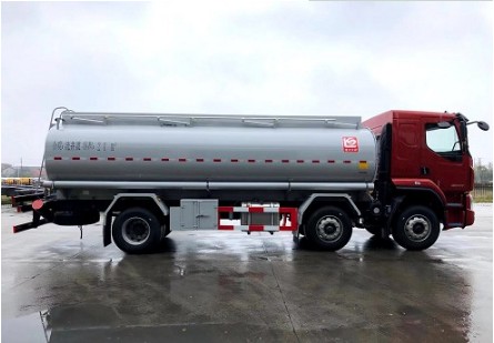 力神牌國五東風(fēng)柳汽乘龍前四后四供液車 力神牌國五東風(fēng)柳汽乘龍前四后四供液車