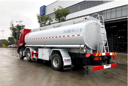 力神牌國五東風(fēng)柳汽乘龍前四后四供液車 力神牌國五東風(fēng)柳汽乘龍前四后四供液車