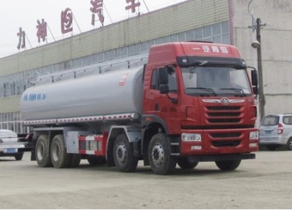 SLS5320GPGC5Q型普通液體運(yùn)輸車(chē)圖片 SLS5320GPGC5Q型普通液體運(yùn)輸車(chē)圖片