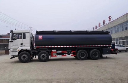 國(guó)五陜汽德龍前四后八供液車(chē) 國(guó)五陜汽德龍前四后八供液車(chē)