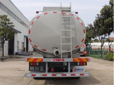 紅巖杰獅前四后八供液車(chē)圖片 紅巖杰獅前四后八供液車(chē)圖片