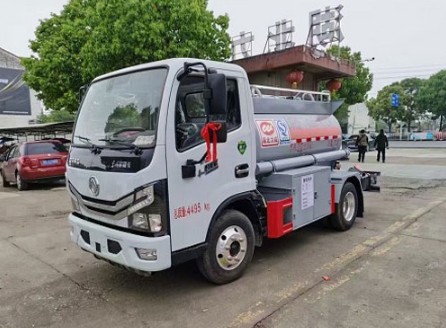 國六藍牌加油車圖片 國六藍牌加油車圖片