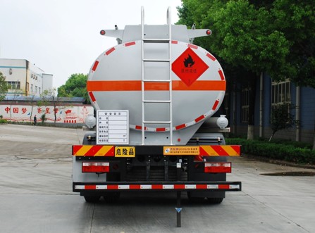 國(guó)六12.6方東風(fēng)多利卡D9加油車(chē) 國(guó)六12.6方東風(fēng)多利卡D9加油車(chē)