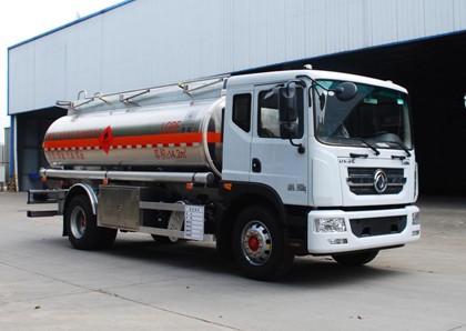 國(guó)六14.2方東風(fēng)多利卡D9鋁合金運(yùn)油車(chē) 國(guó)六14.2方東風(fēng)多利卡D9鋁合金運(yùn)油車(chē)