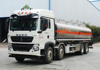 國(guó)六重汽豪沃26方鋁合金運(yùn)油車(chē) 國(guó)六重汽豪沃26方鋁合金運(yùn)油車(chē)