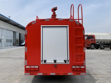 東風(fēng)小多利卡雙排消防灑水車 東風(fēng)小多利卡雙排消防灑水車