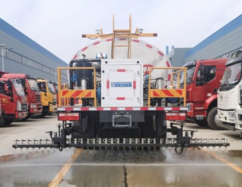 11.5立方標準型瀝青灑布車 11.5立方標準型瀝青灑布車