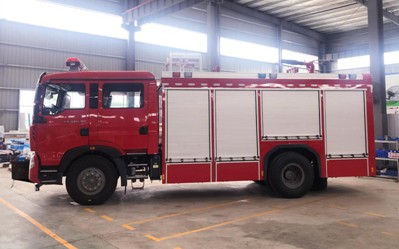 國(guó)六重汽豪沃5噸B類泡沫城市主戰(zhàn)消防車 國(guó)六重汽豪沃5噸B類泡沫城市主戰(zhàn)消防車