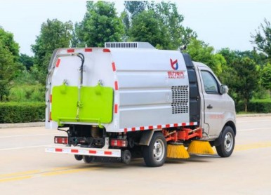 國(guó)六長(zhǎng)安掃路車(chē)_2700軸距_凱力風(fēng)牌KLF5031TSLS6型掃路車(chē)