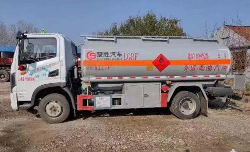 二手8.2方油罐車,山東濰坊戶!