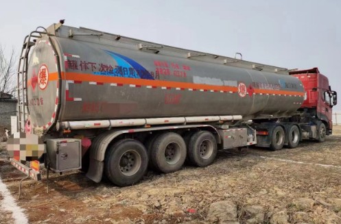 二手半掛油罐車,湖北黃岡戶!